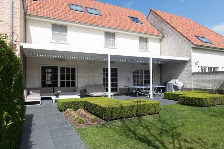 Huswell - Fabulous House For 8 People With Sunny Garden Villa Knokke-Heist Esterno foto